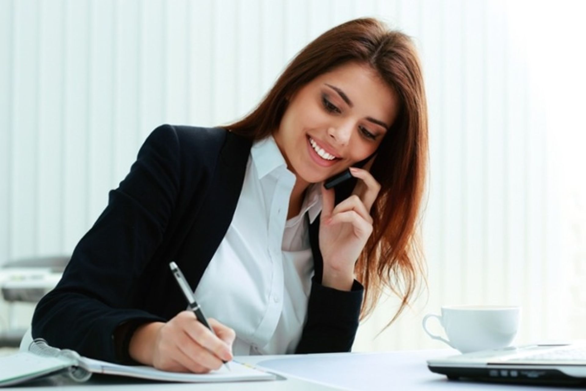 تماس با شرکت های هواپیمایی