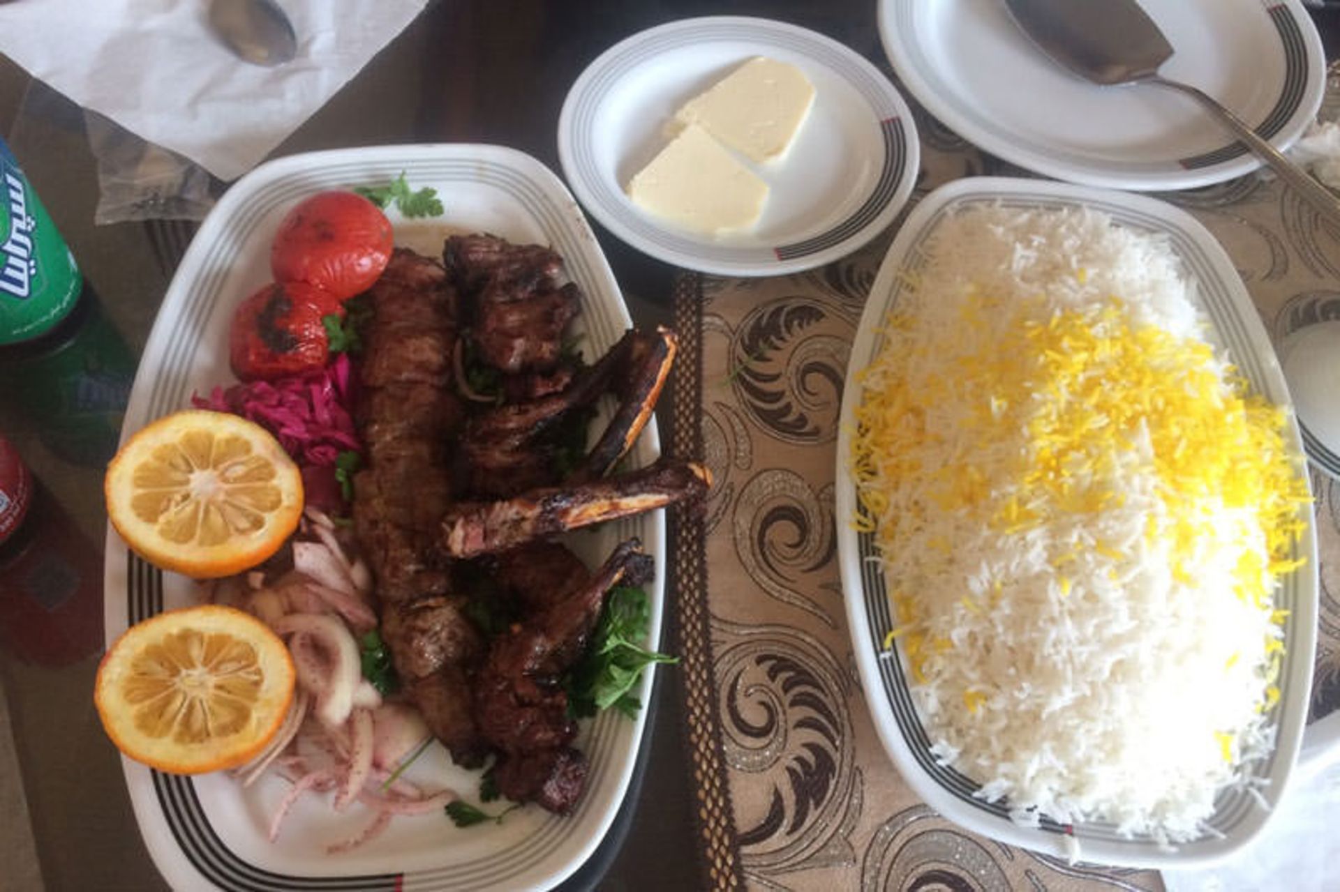 رستوران اعیان اردبیل