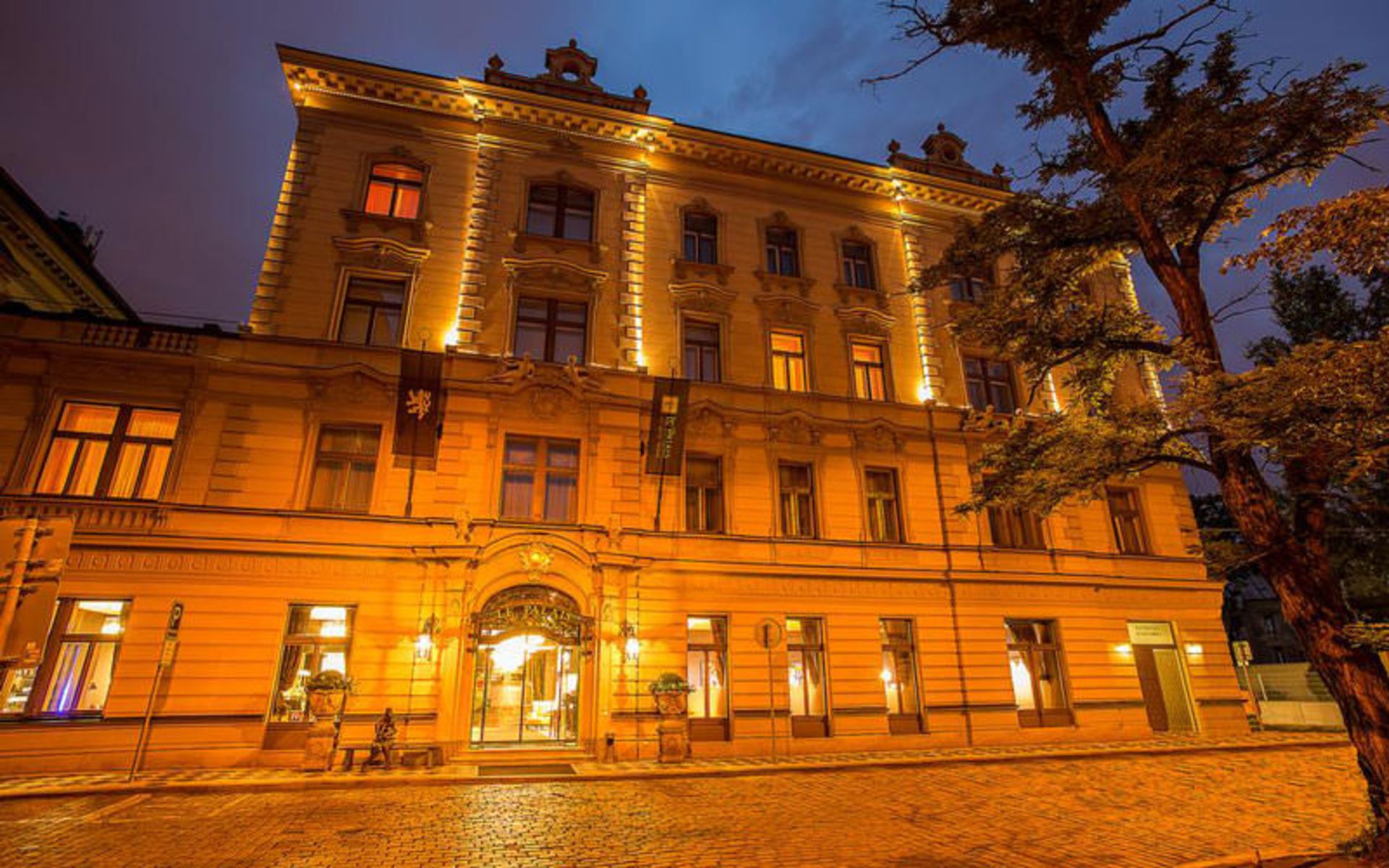 هتل لا پالایس آرت هتل پراگ (Le Palais Art Hotel Prague)
