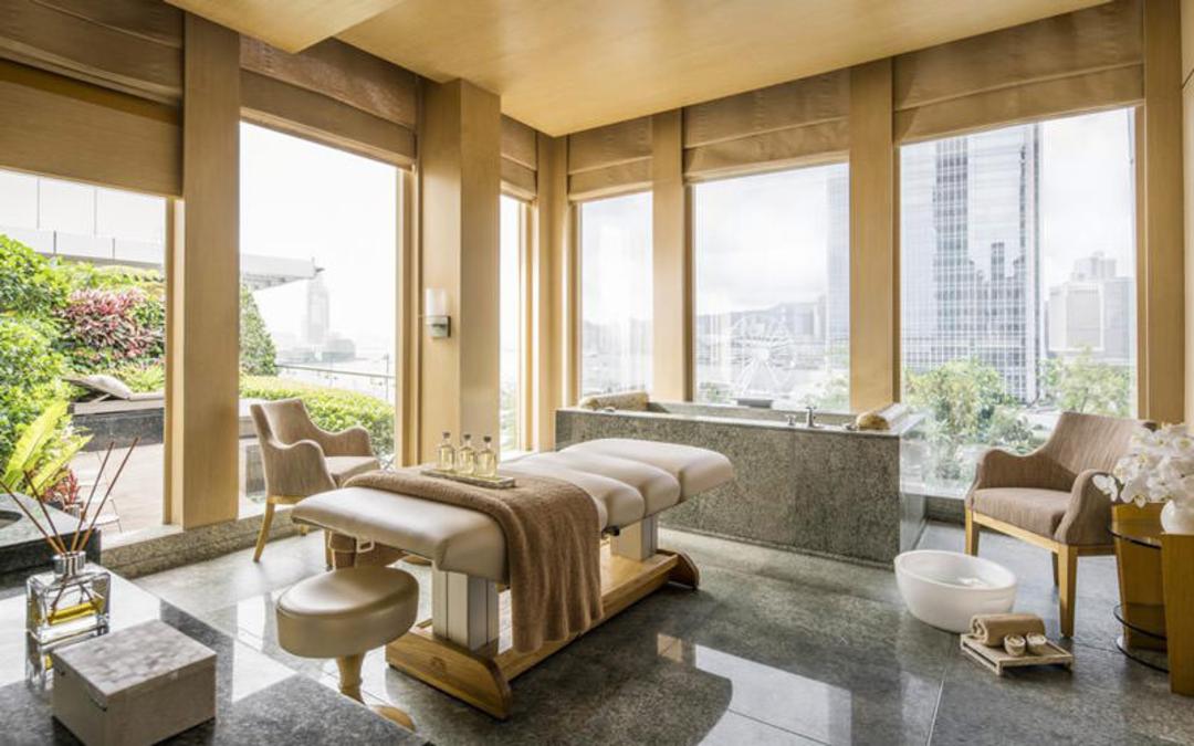 هتل فور سیزن هنگ کنگ (Four Seasons Hotel Hong Kong)