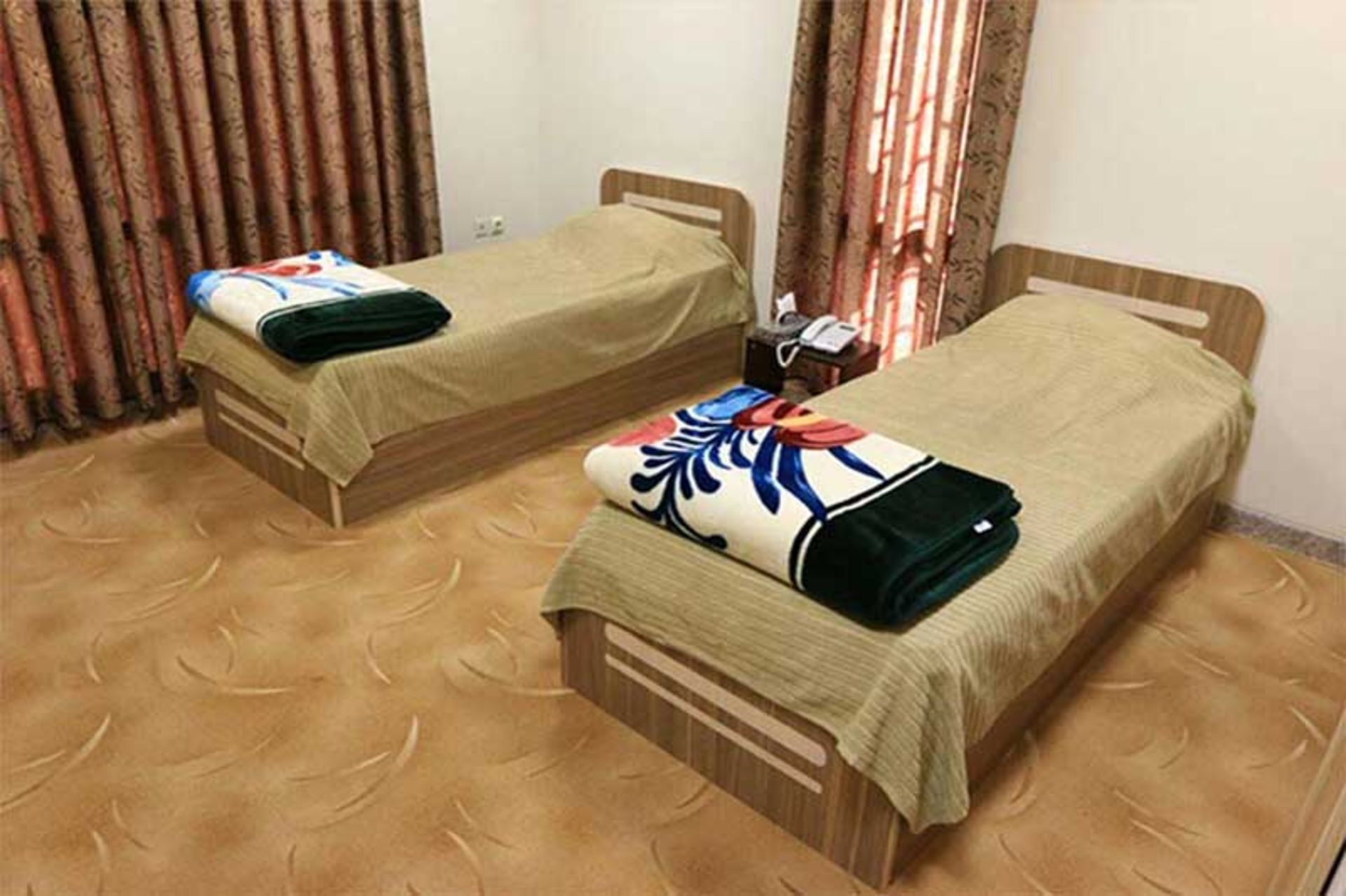 هتل ورزش همدان