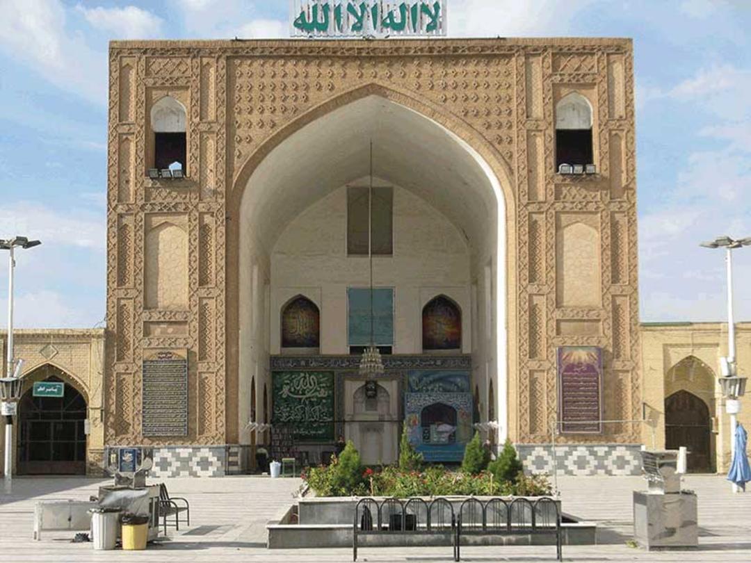 صحن و ایوان مسجد جامع نیشابور