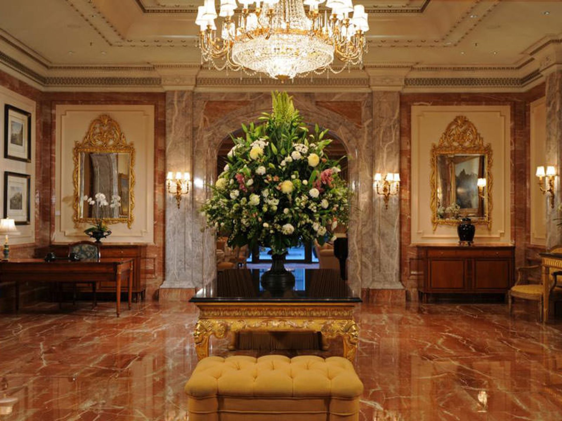 هتل رجنت برلین (Regent Berlin)