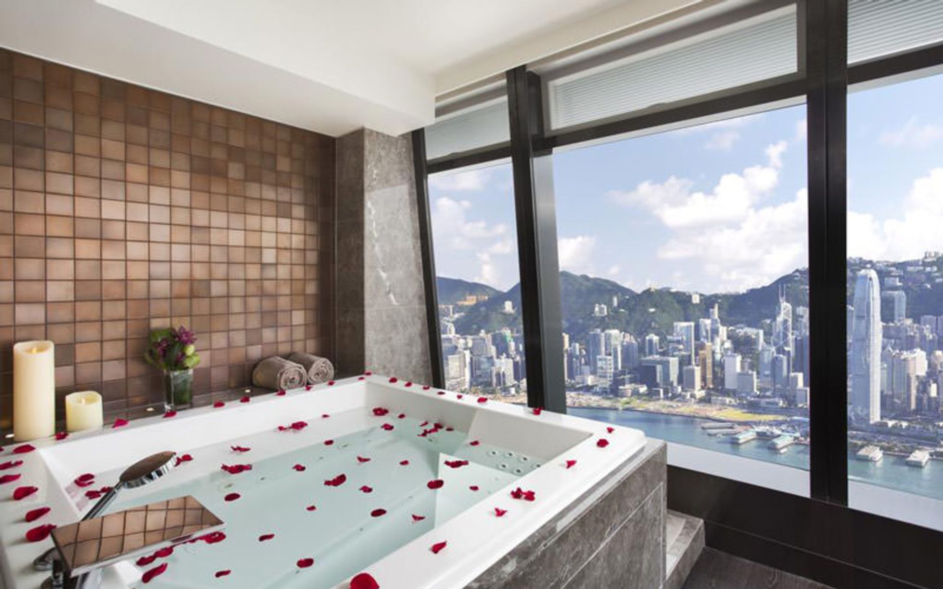 هتل د ریتز کارلتون هنگ کنگ (The Ritz-Carlton Hong Kong)