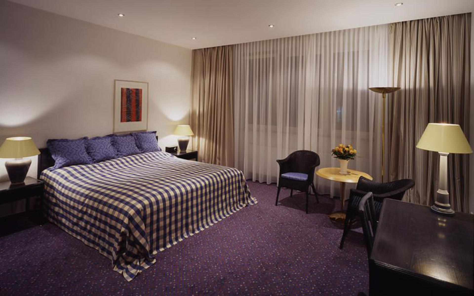 هتل هکرز هتل کورفرندمام (Hecker's Hotel Kurfürstendamm)