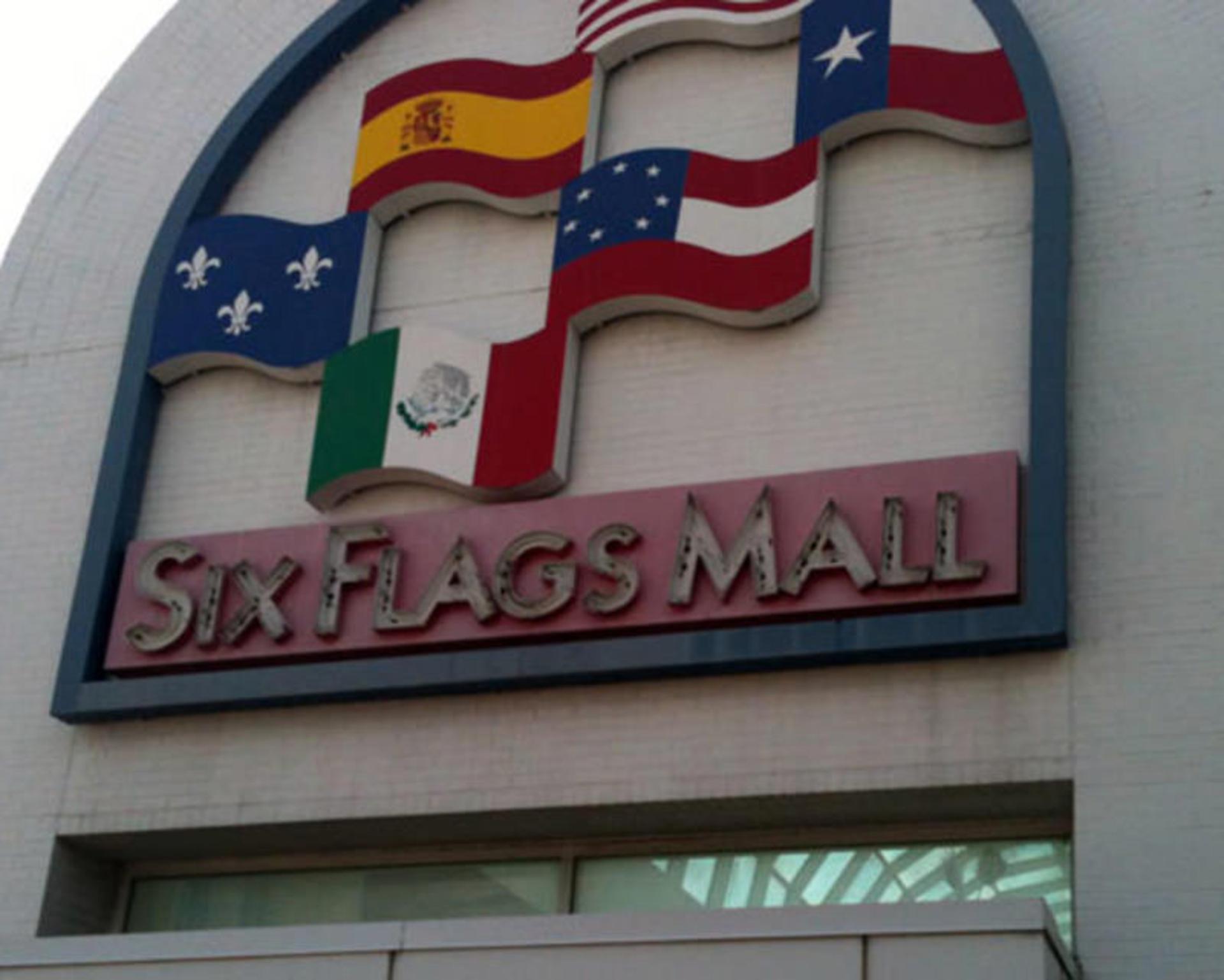 بازار ۶ «پرچم» (Six Flags)