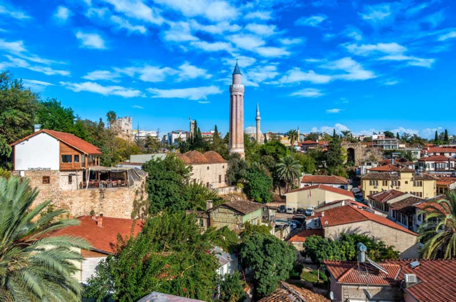 مسجد ییولی مناره آنتالیا