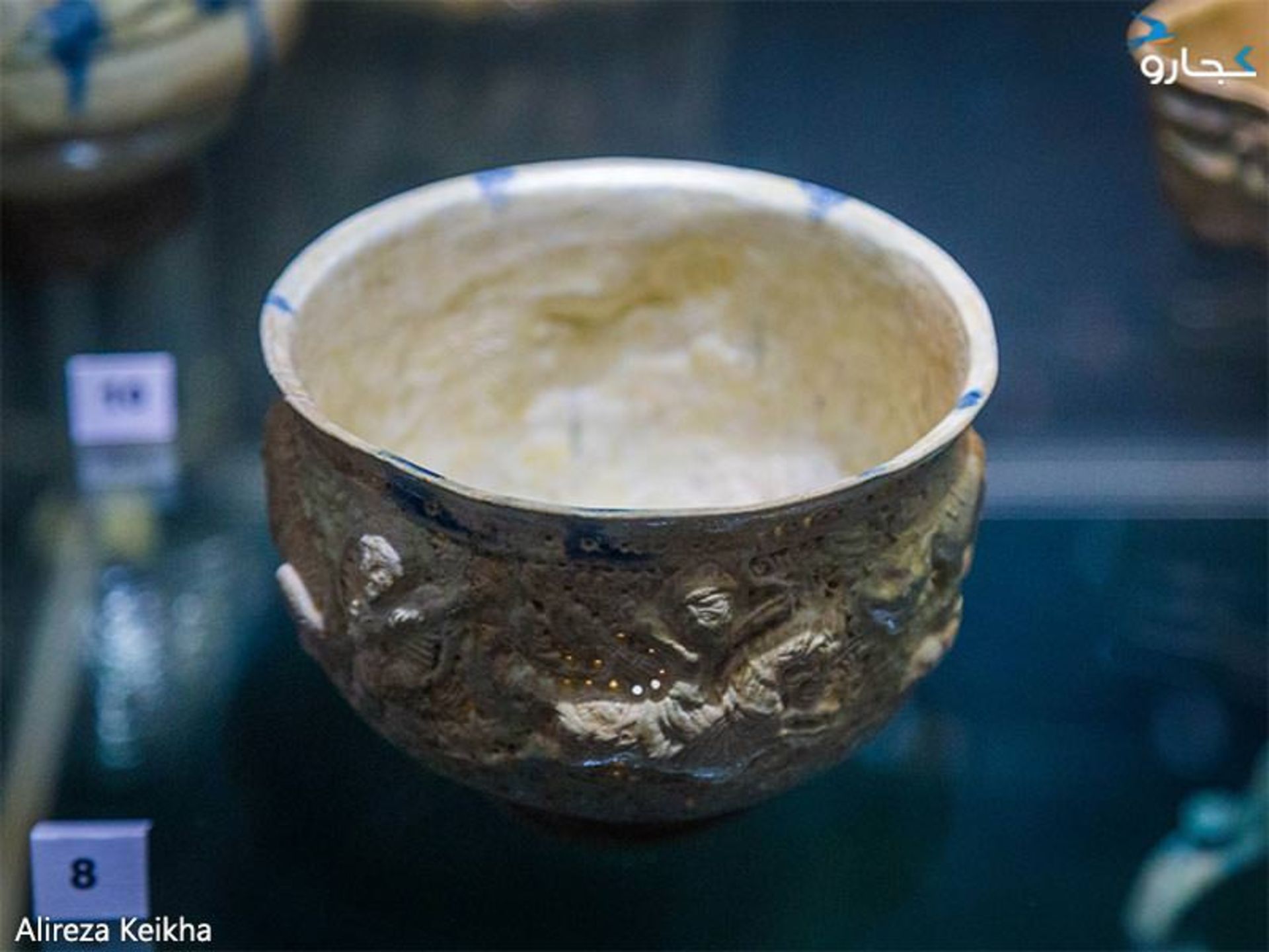 سفال آبی و سفید