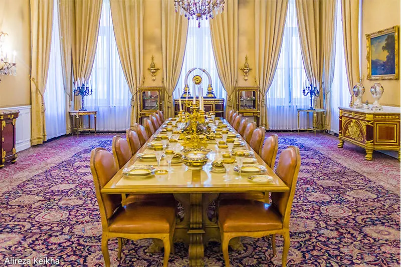 کاخ سعدآباد