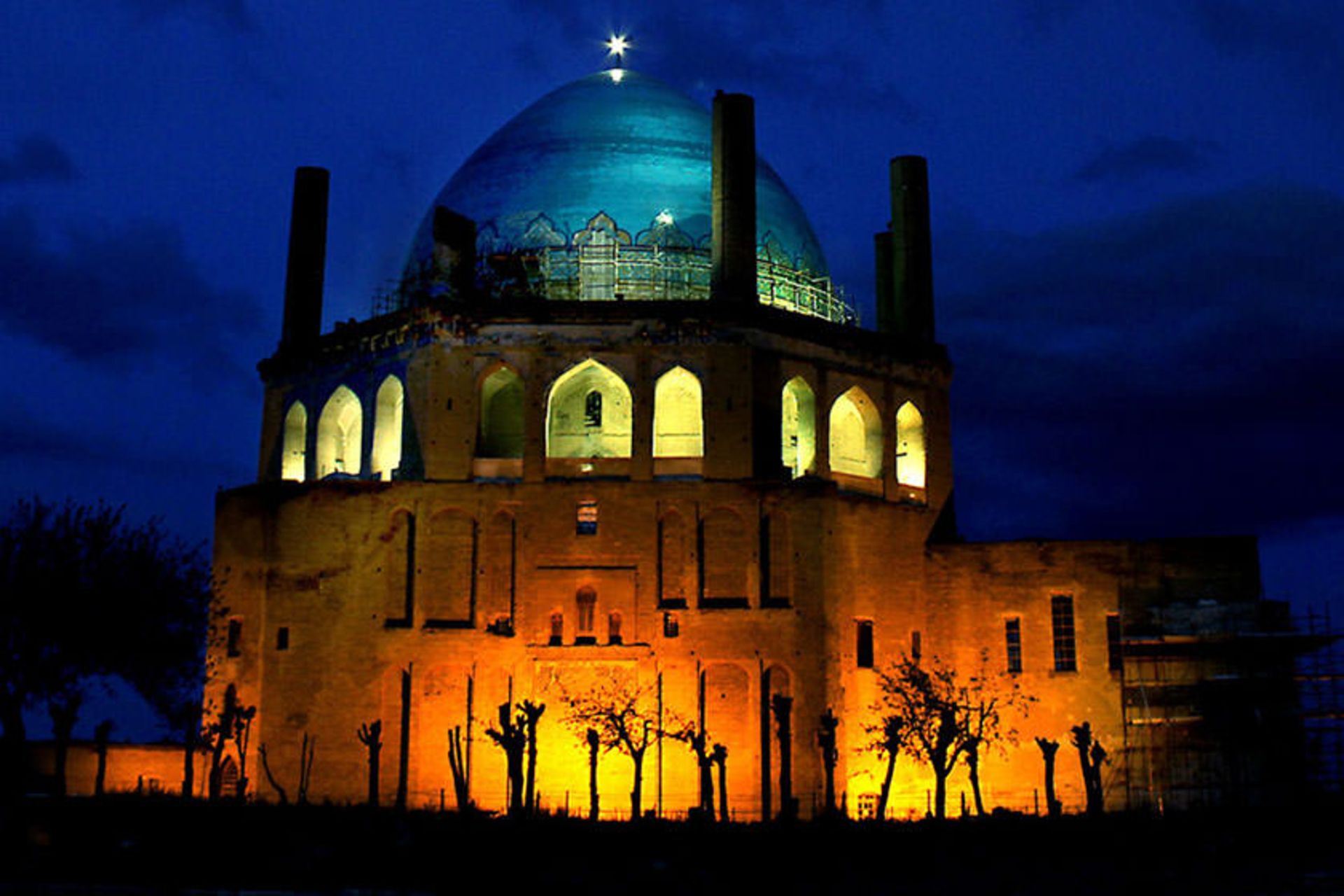 گنبد سلطانیه