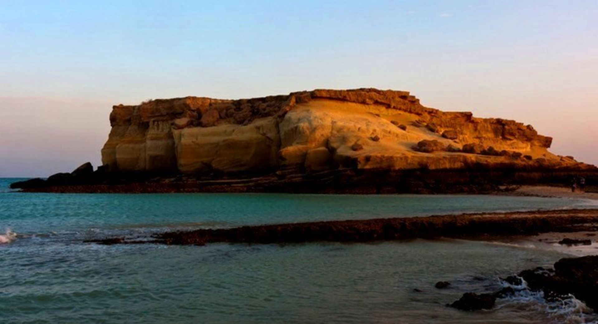 جزیره ناز