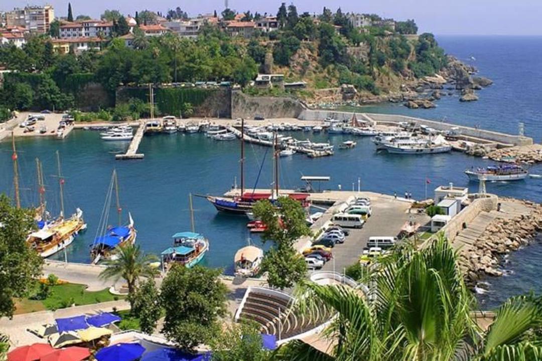 سفر به آنتالیا در بهار