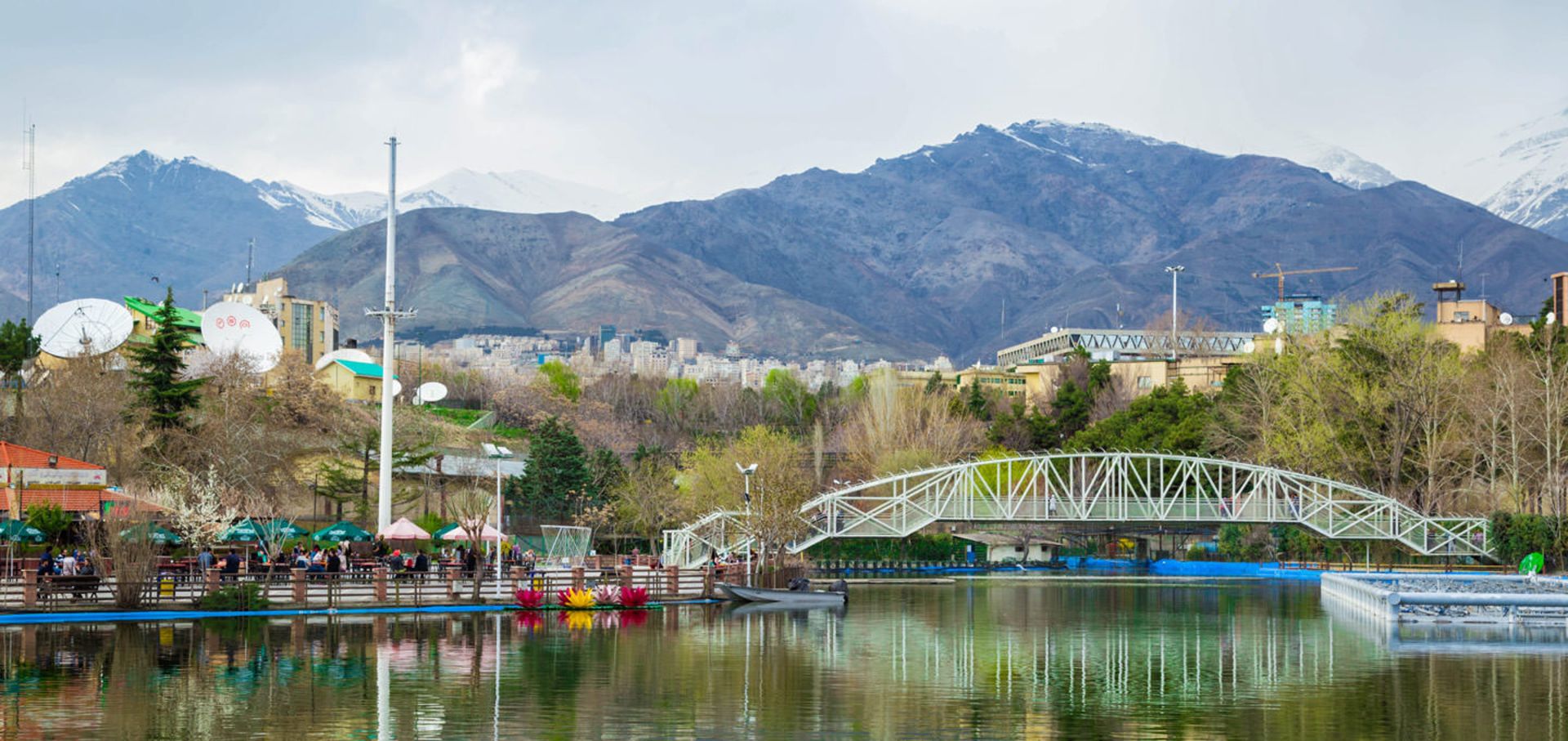 دریاچه پارک ملت