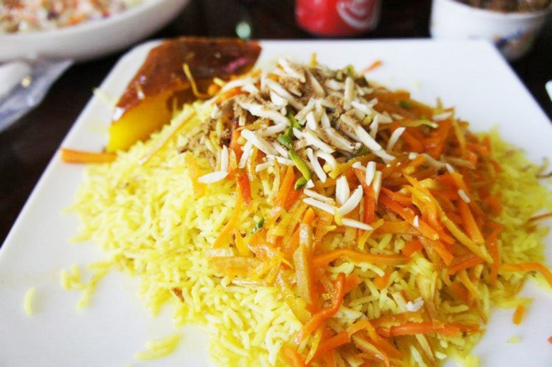 رستوران اقبالی