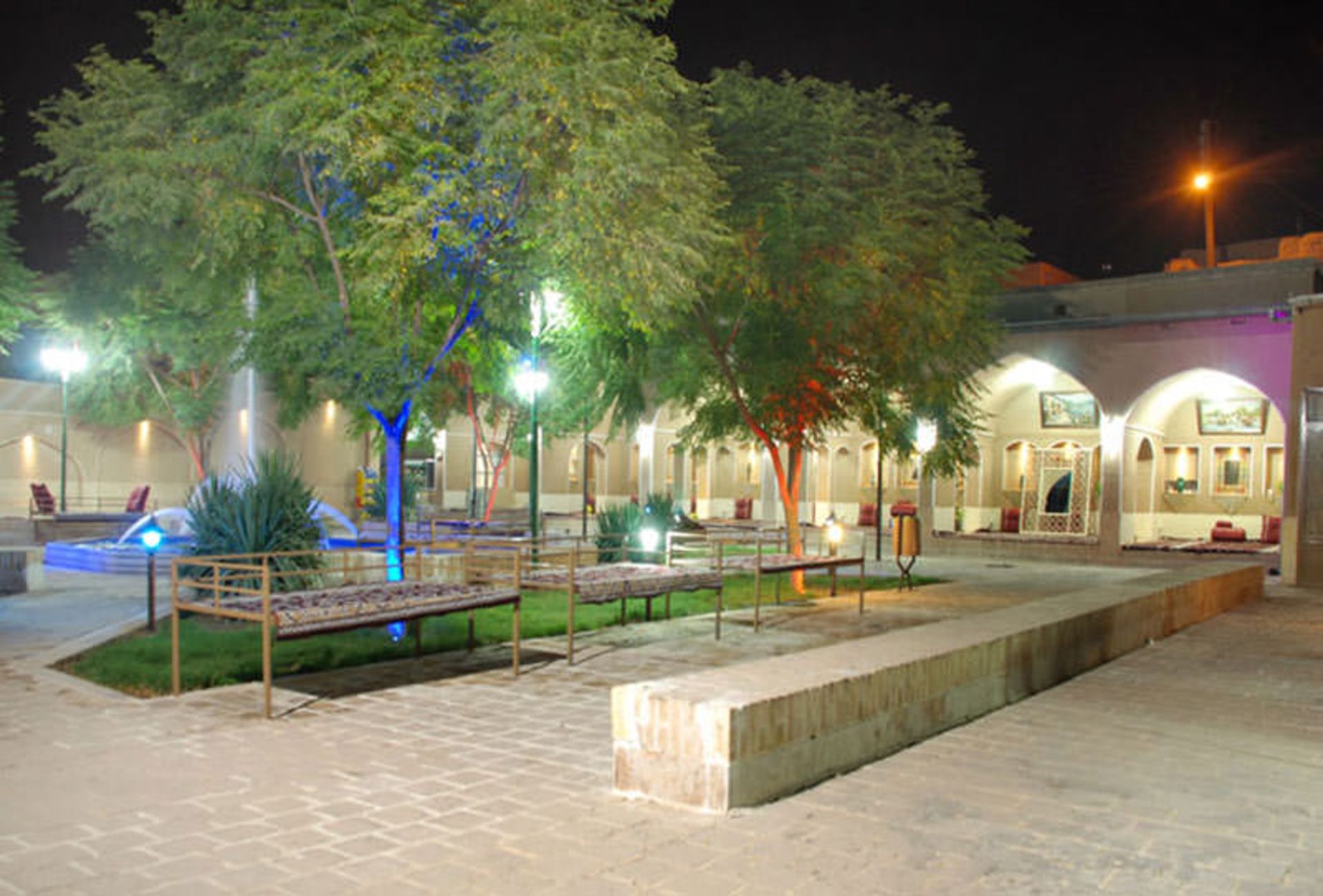 سفره خانه یاقوت کاشان