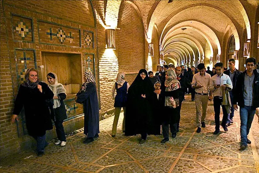 اقامت های توروزی