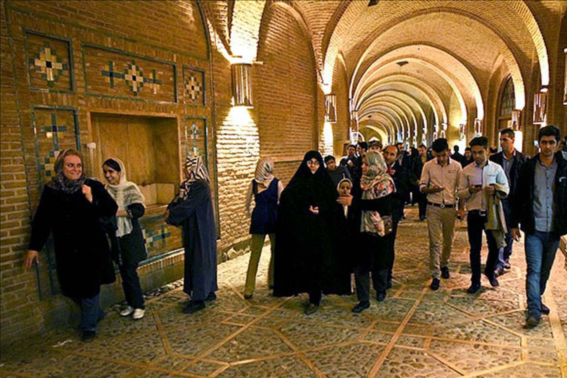 اقامت های توروزی