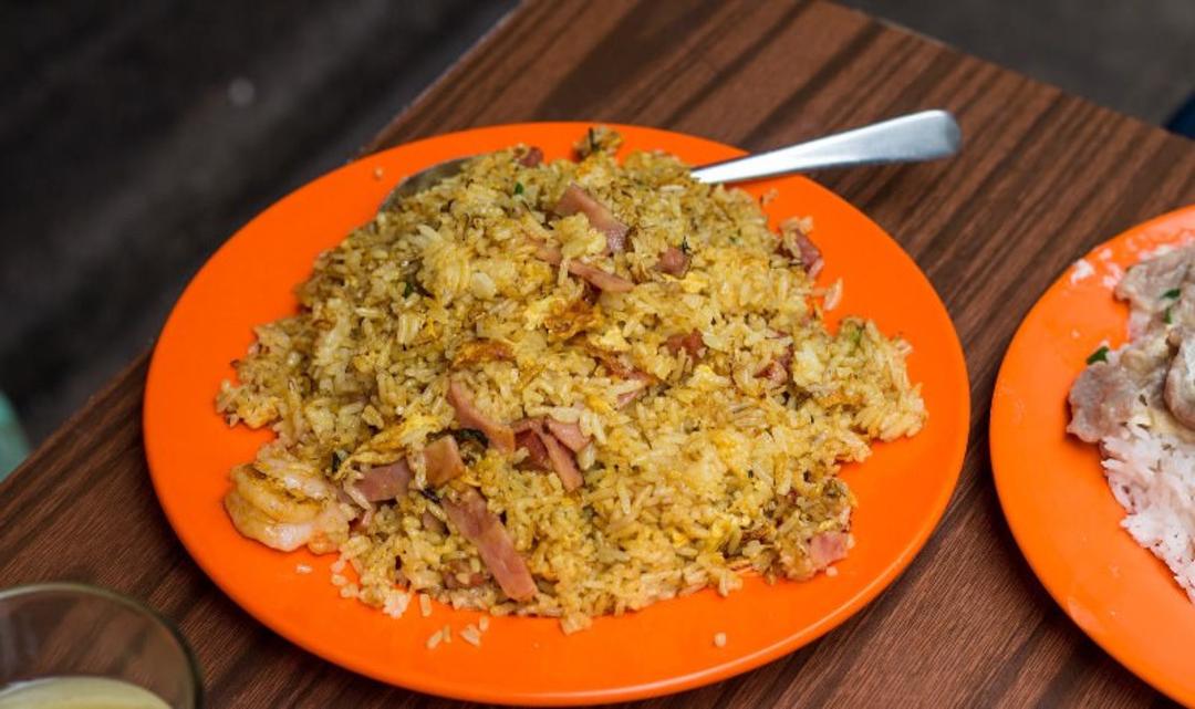 برنج سرخ شده 