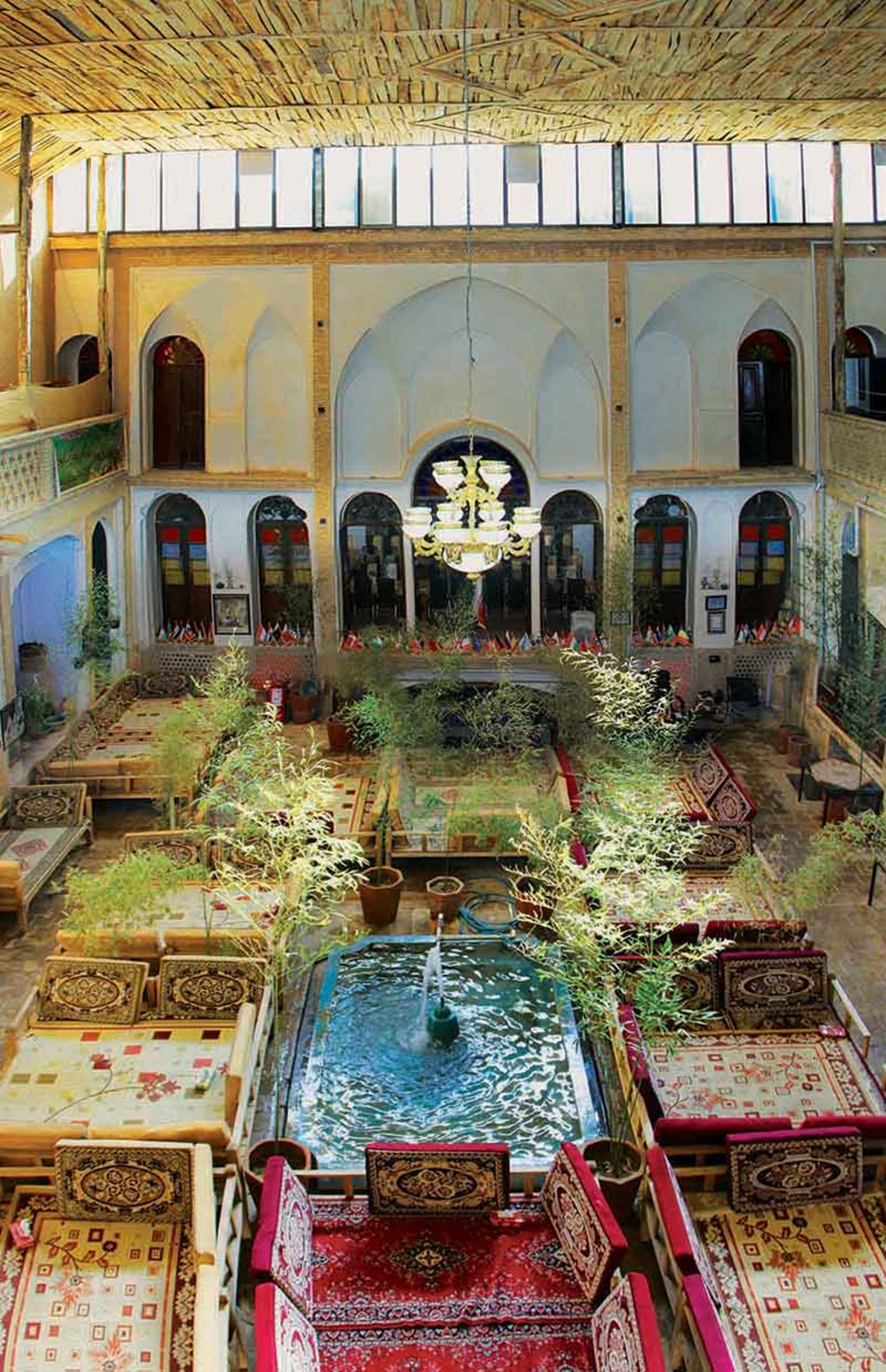 سفره خانه عباسی کاشان