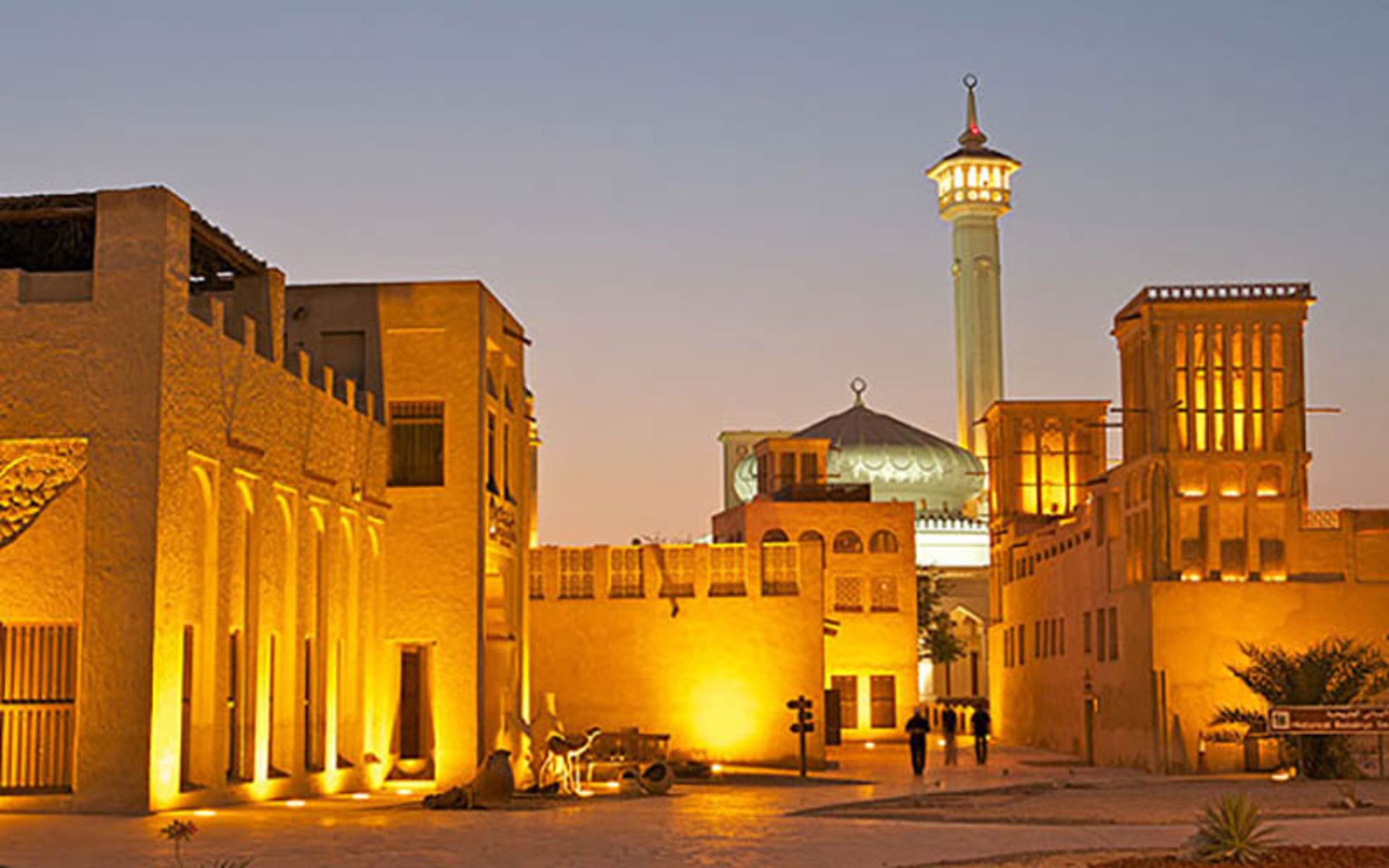 دبی