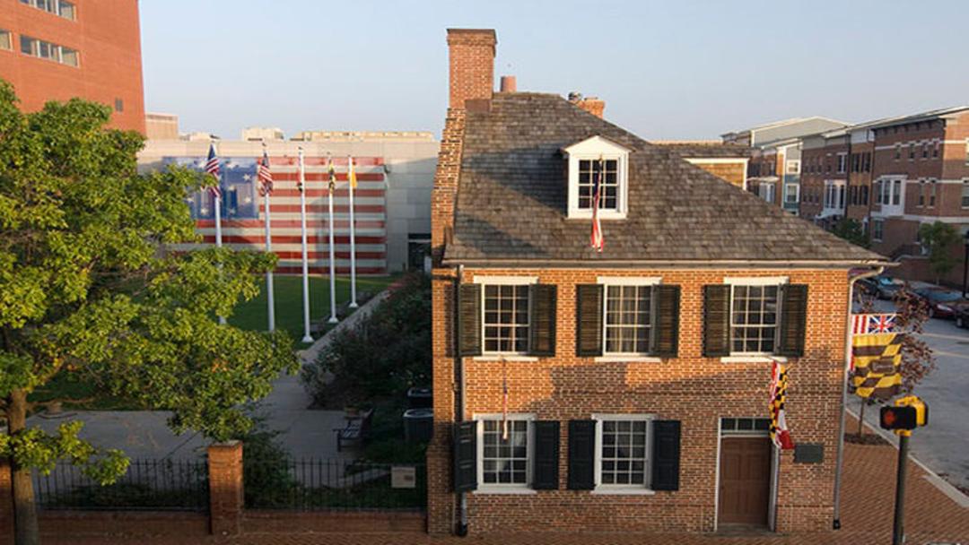 Star-Spangled Banner Flag House ۲