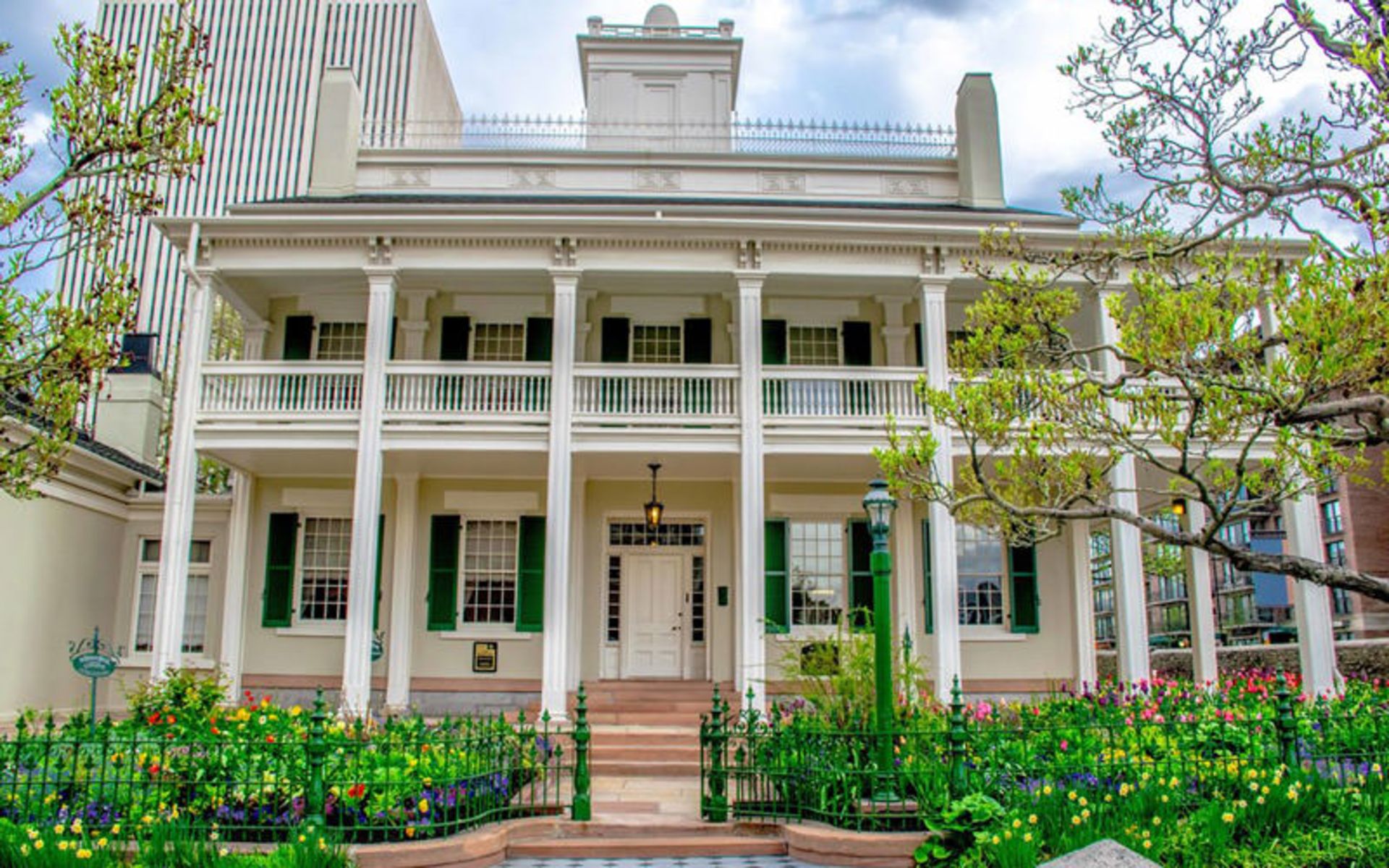 Beehive House 1