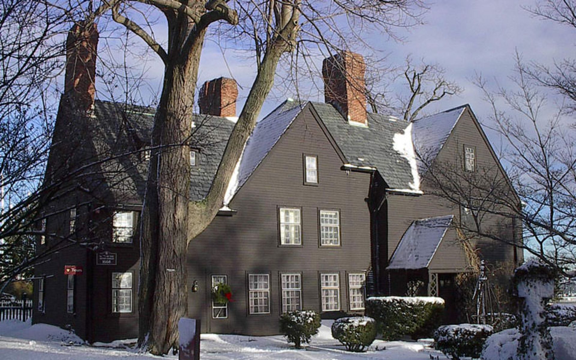 The House of the Seven Gables ۲