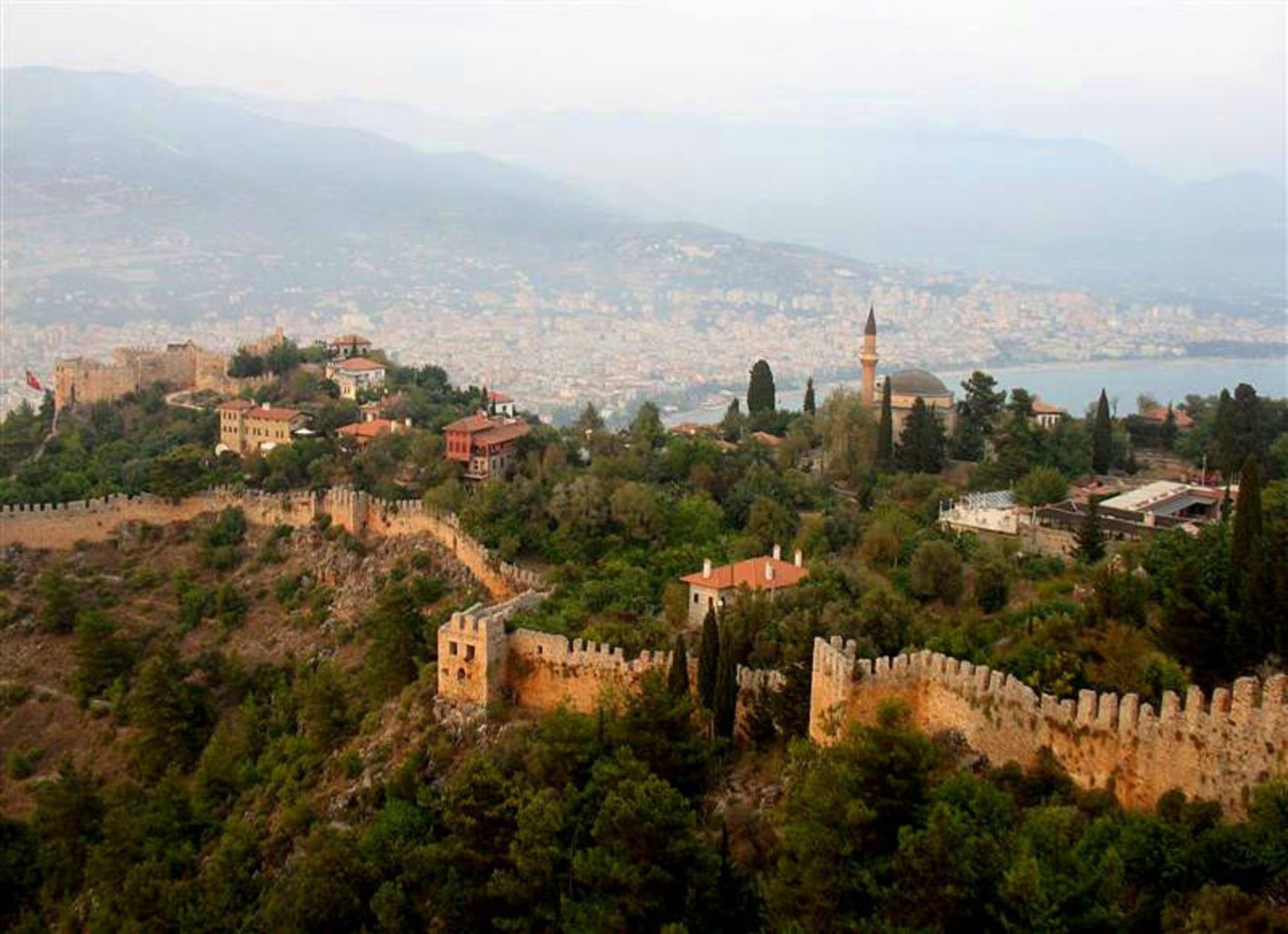 احمدک آلانیا ترکیه