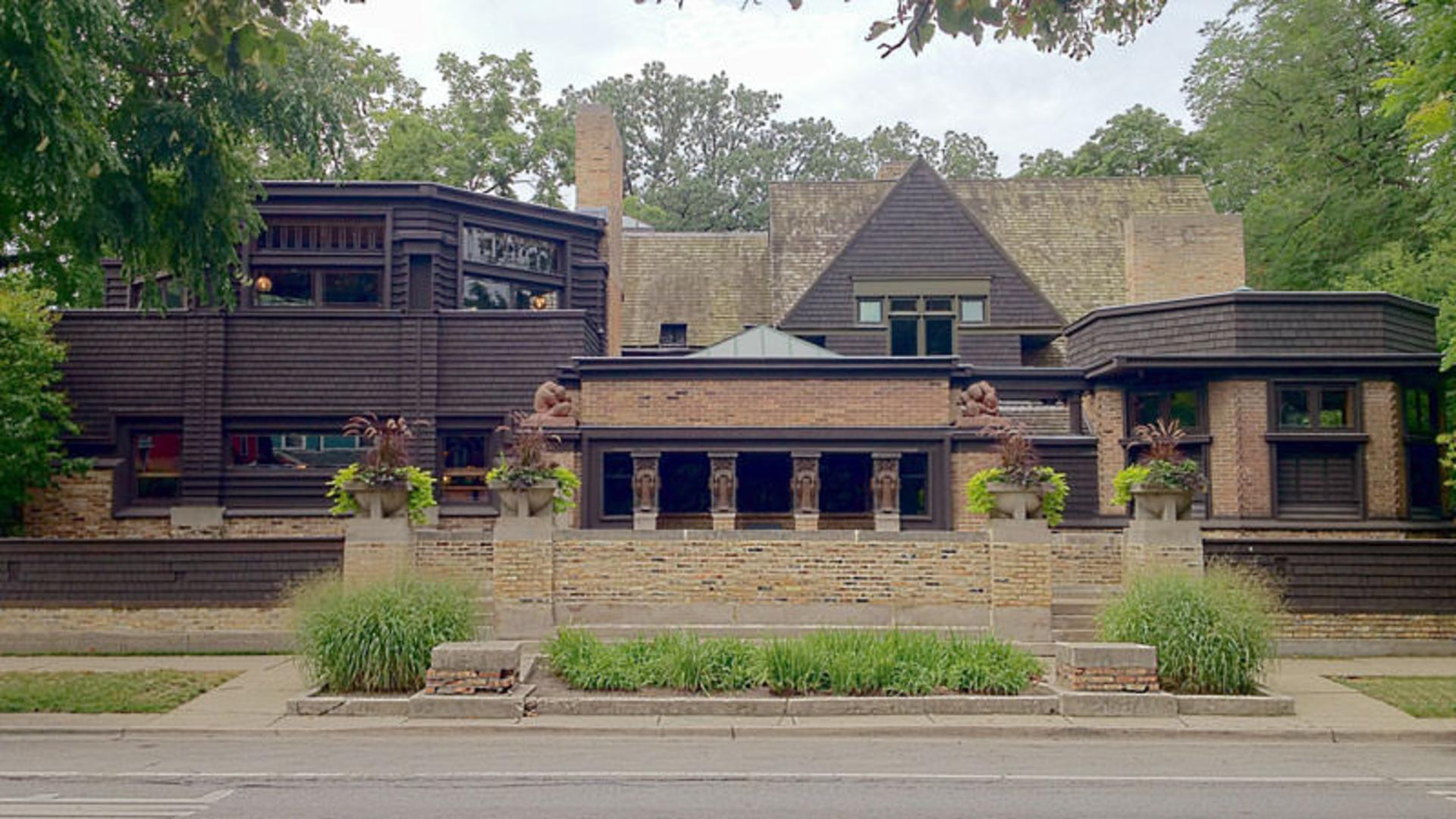 Frank Lloyd Wright Home and Studio 1