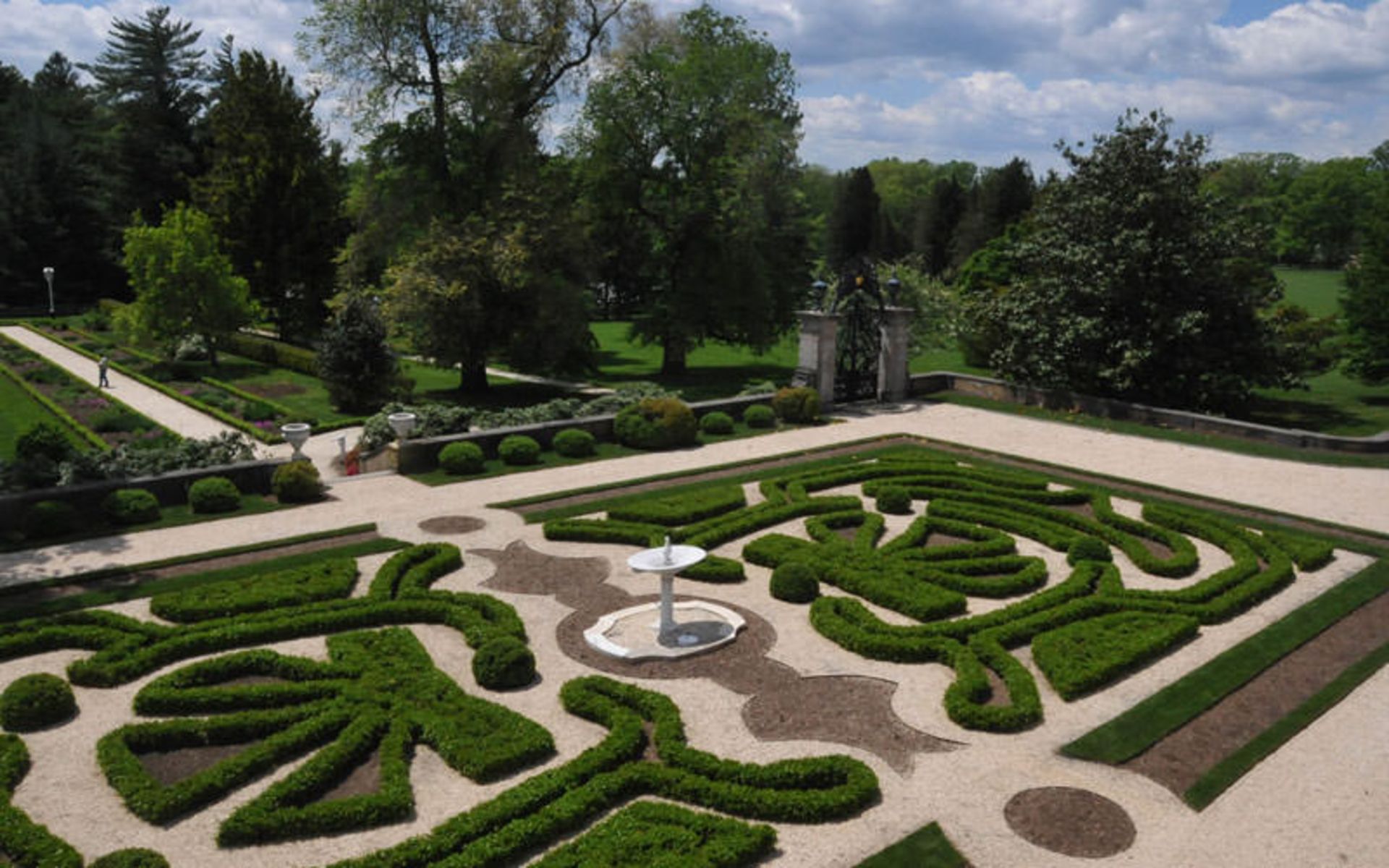 Nemours Mansion and Gardens 6