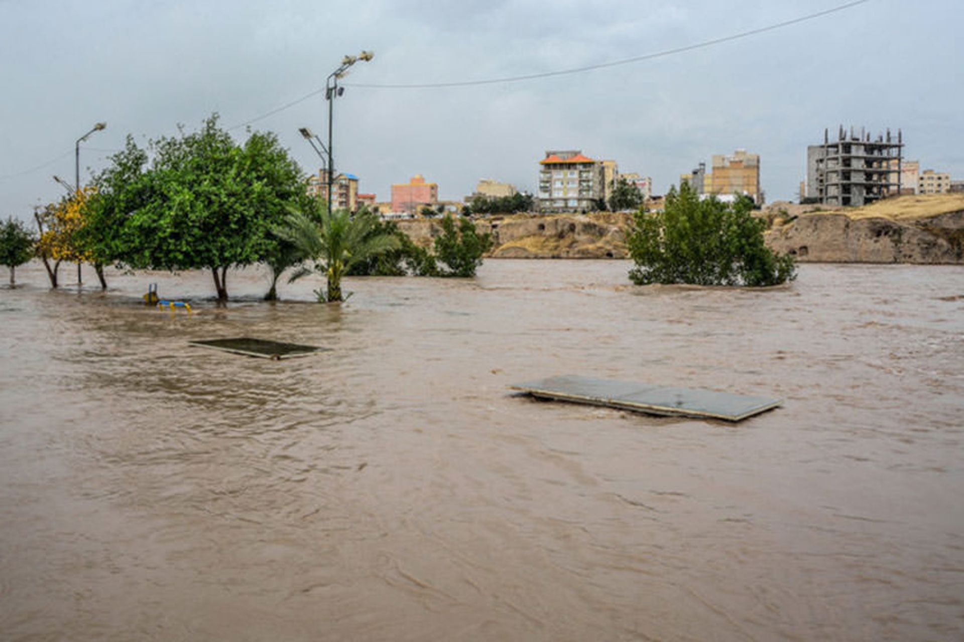 سیل