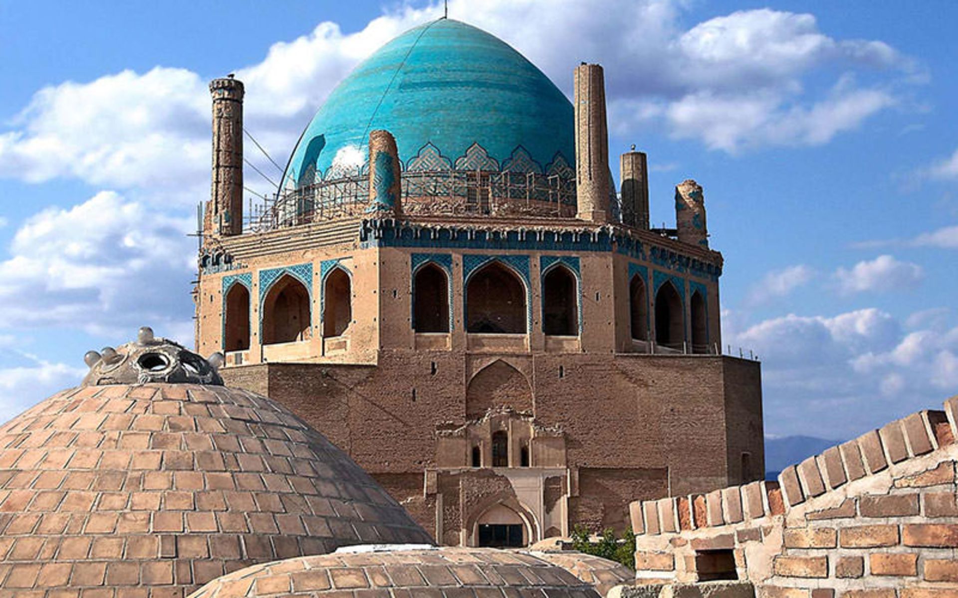 مرمت اماکن تاریخی