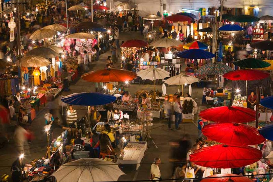 بازار شب چیانگ مای