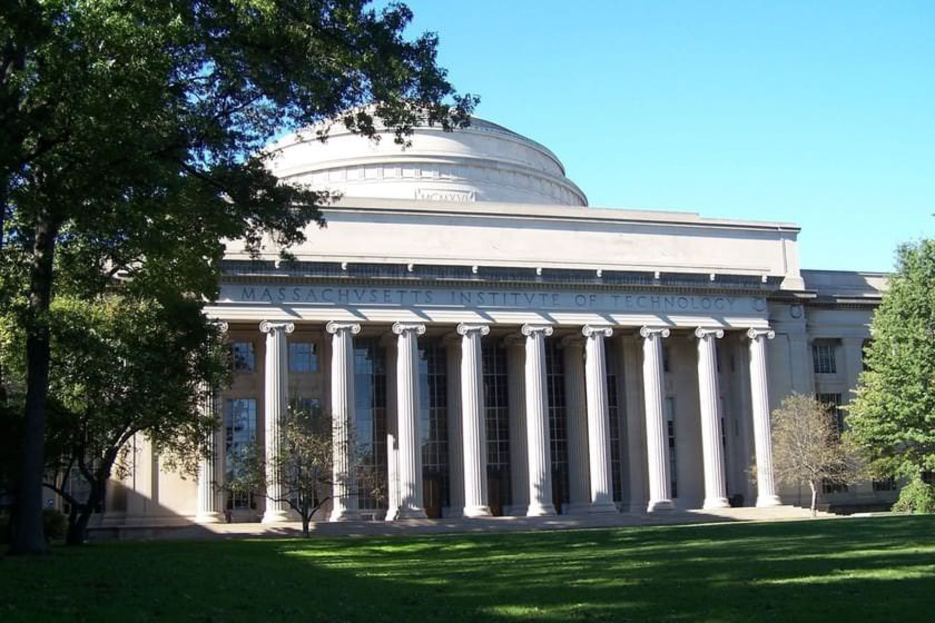 MIT 