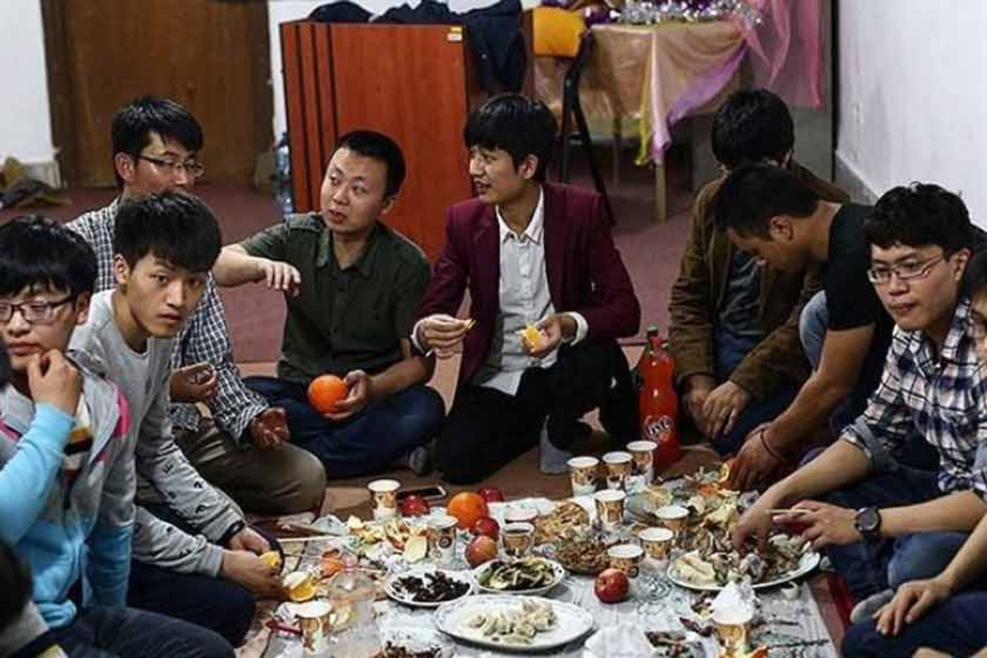 اقامتگاههای غیرمجاز چینی در ایران