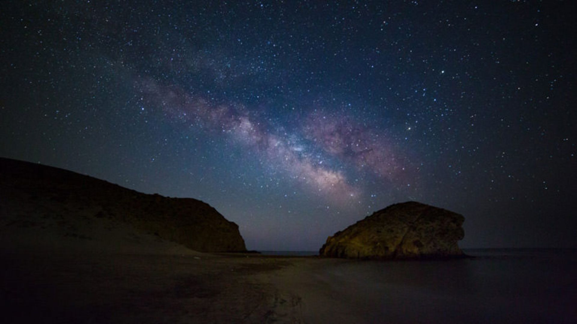 Mónsul beach اسپانیا