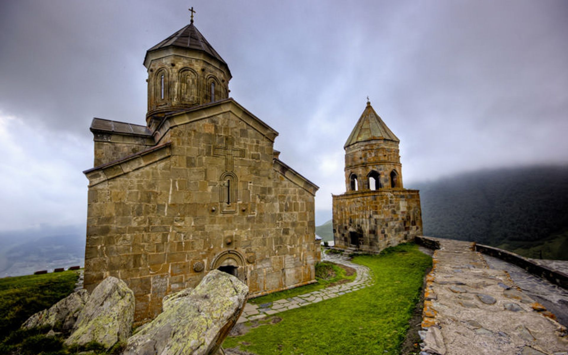 کلیسای Gergeti Trinity سفر به گرجستان