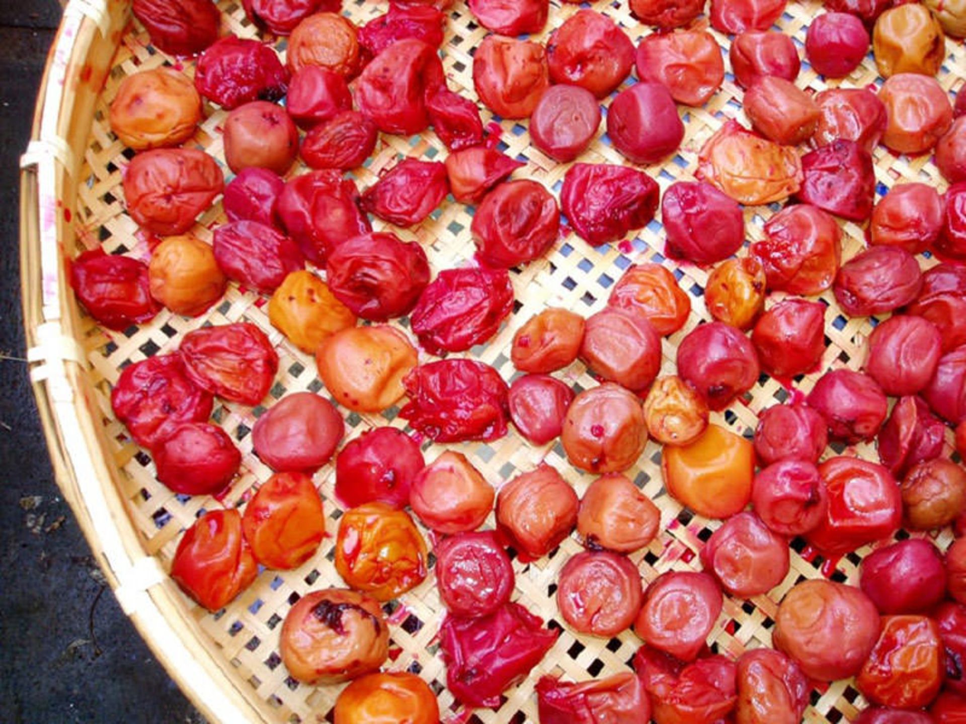 میوه بومی ژاپن