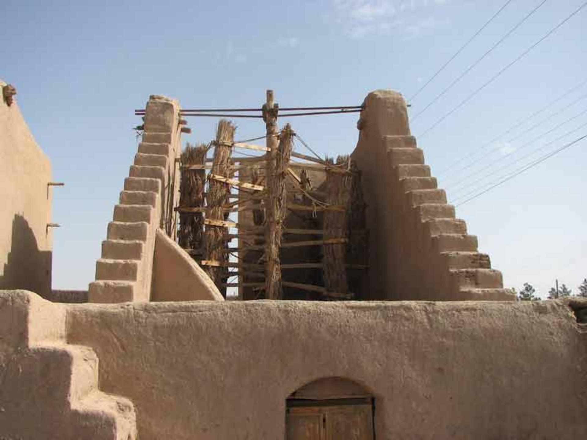آسیاب‌ های بادی نهبندان