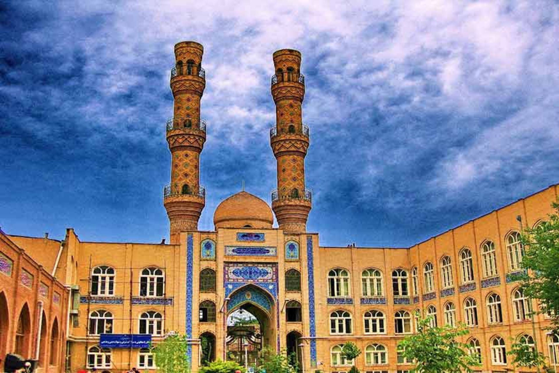 مدرسه طالبیه تبریز