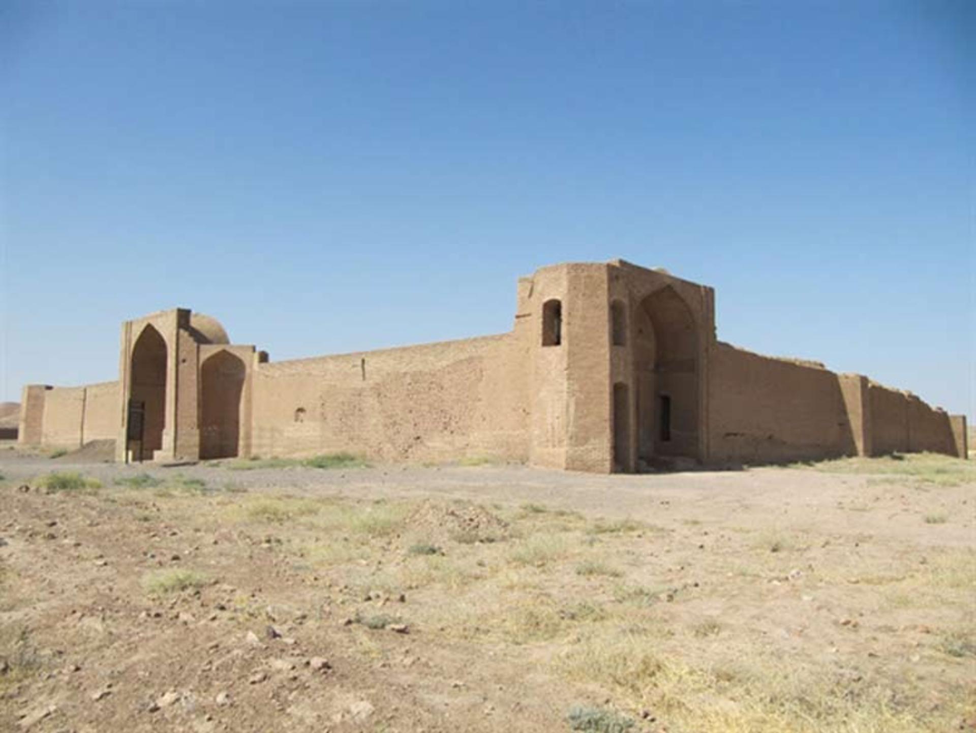 رباط عباس آباد