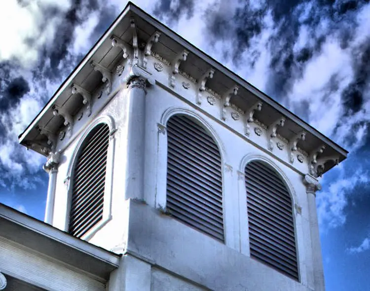 عمارت تسخیر شده دریش
