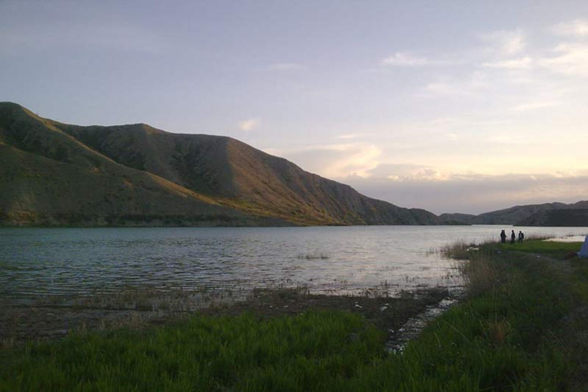 دریاچه سد شیرین دره