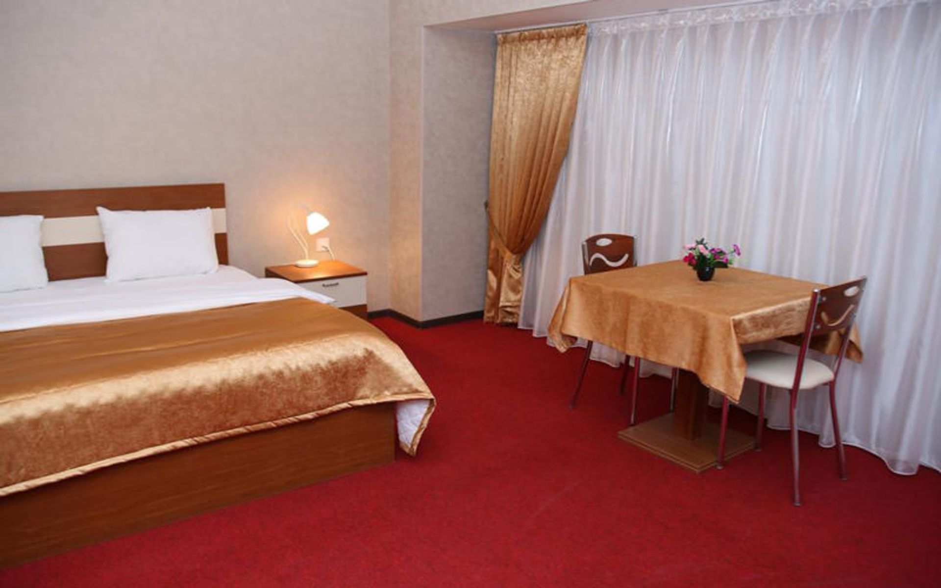 هتل ریوا (Riva Hotel)-ارزان ترین هتل های باکو