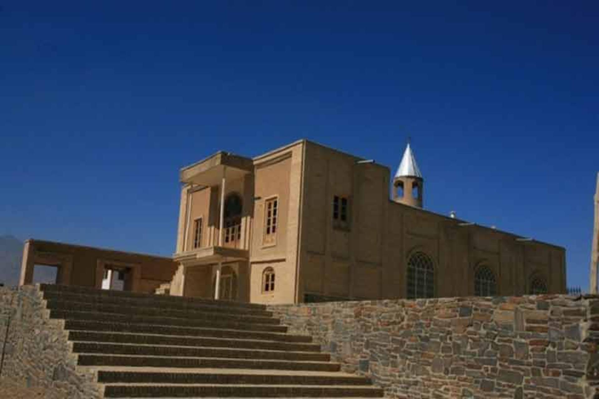  کلیسای آنجلی همدان