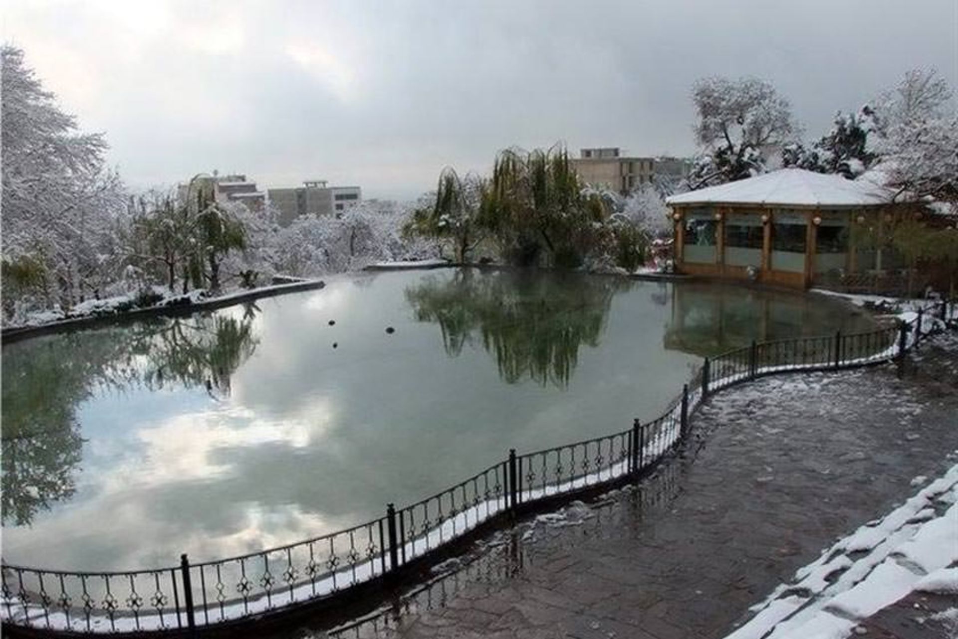 پارک ایران زمین