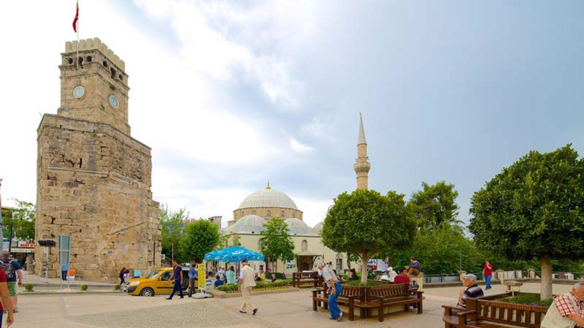 برج ساعت آنتالیا