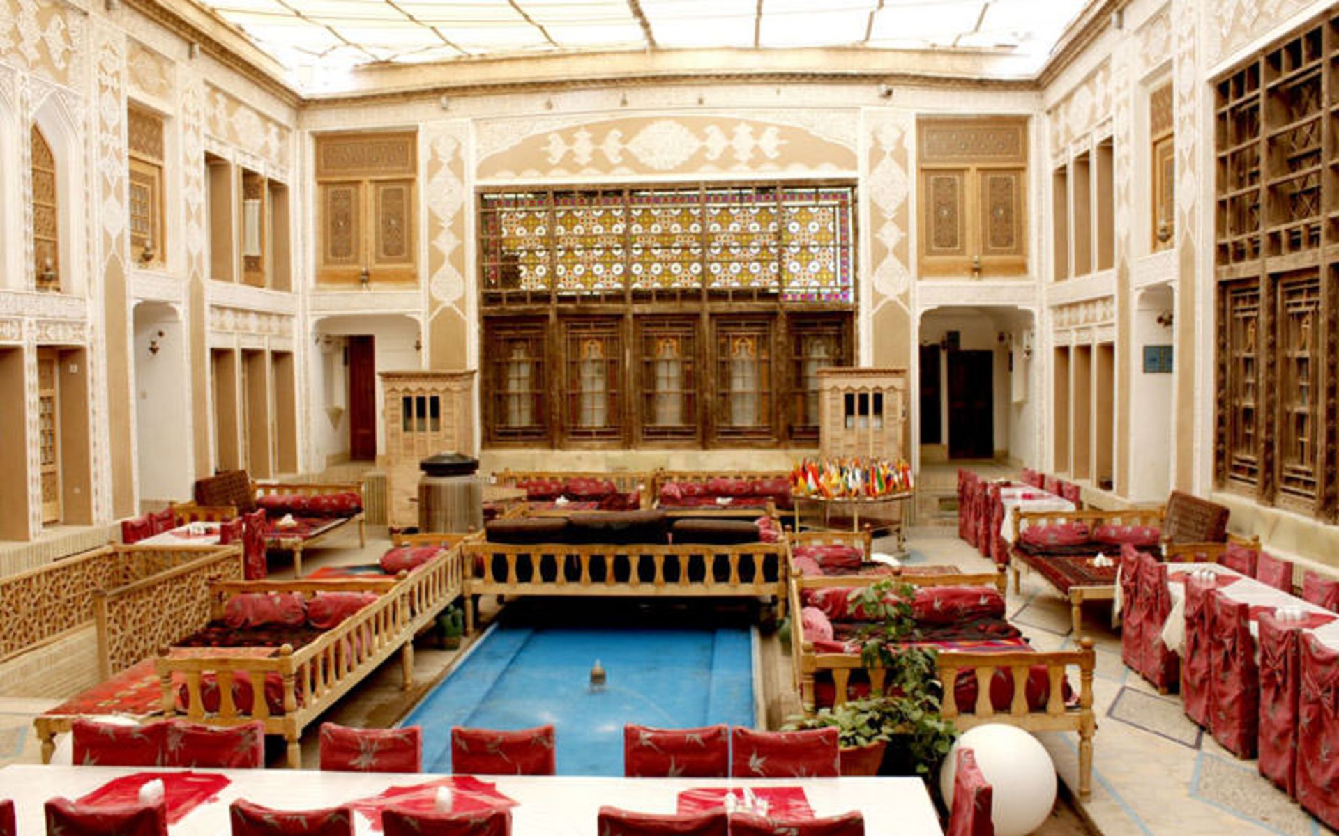 هتل سنتی