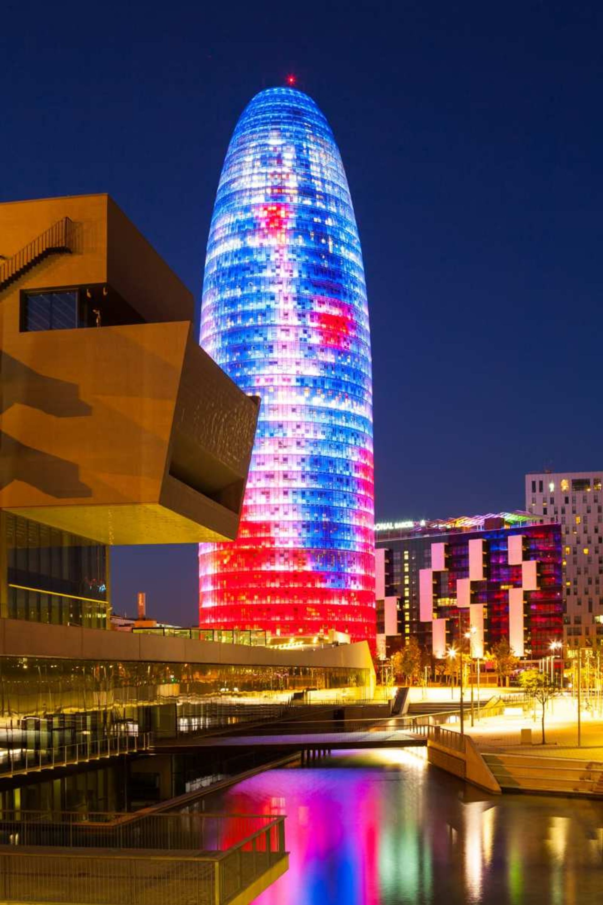 برج Torre Agbar