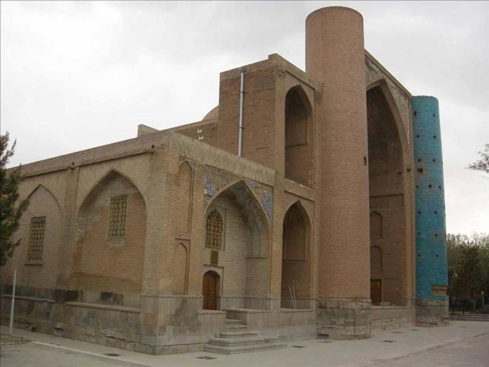 مقبره شیخ شهاب الدین اهری